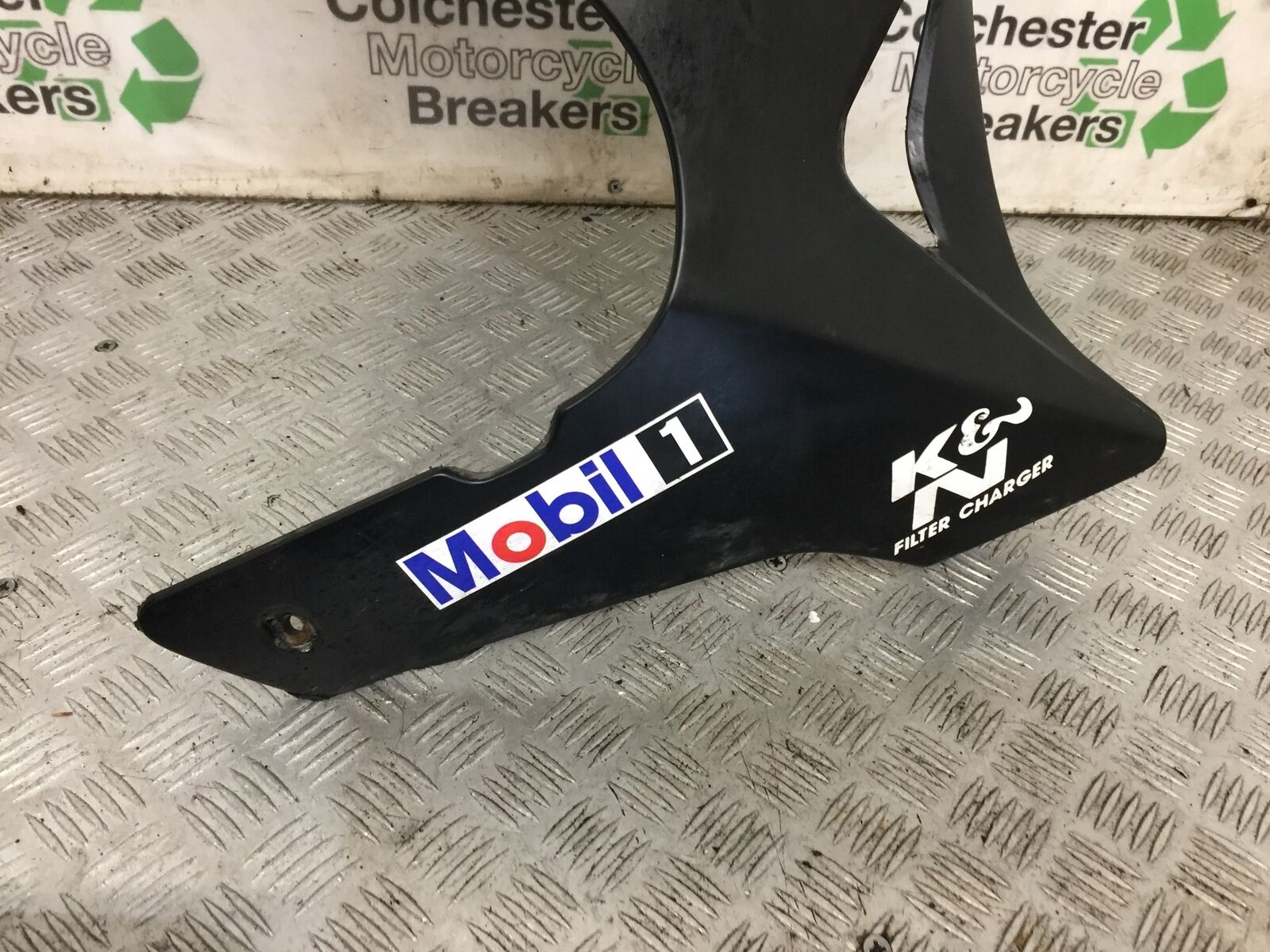 SUZUKI GS500 GS 500 RIGHT FAIRING YEAR 2004-09 (STOCK 882)