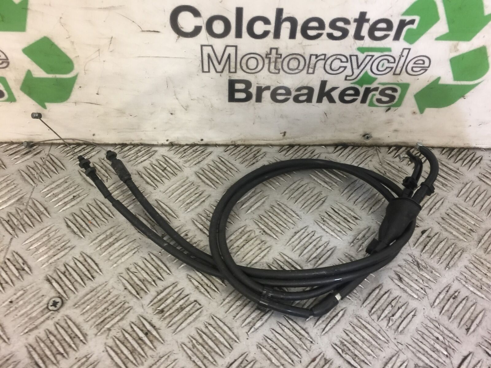 YAMAHA MT07 MT-07 THROTTLE CABLES   YEAR 2014 (STOCK 467)