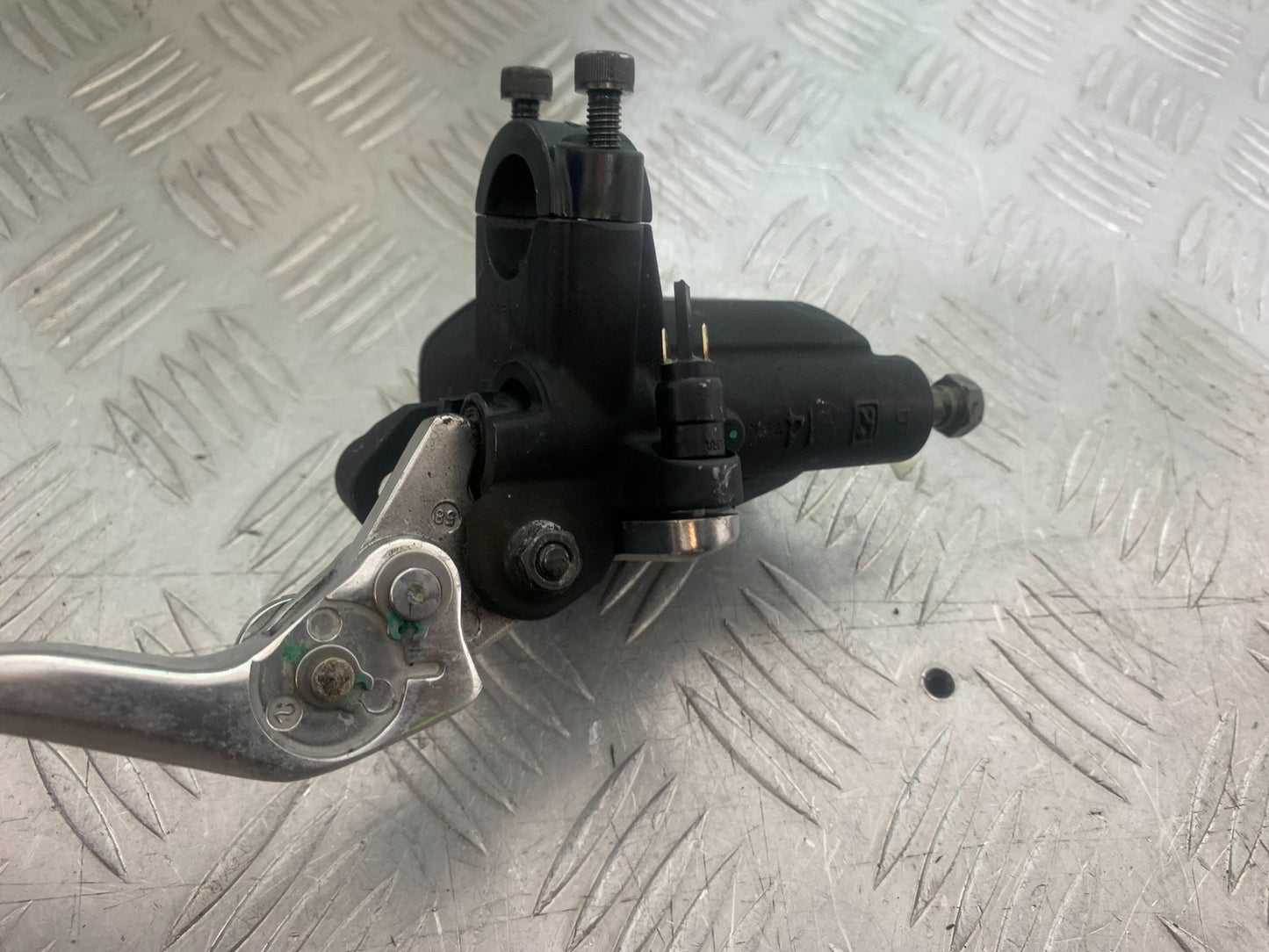 APRILIA SL750 SL 750 SHIVER CLUTCH MASTER CYLINDER   YEAR 2008-2016 (CMB1242)