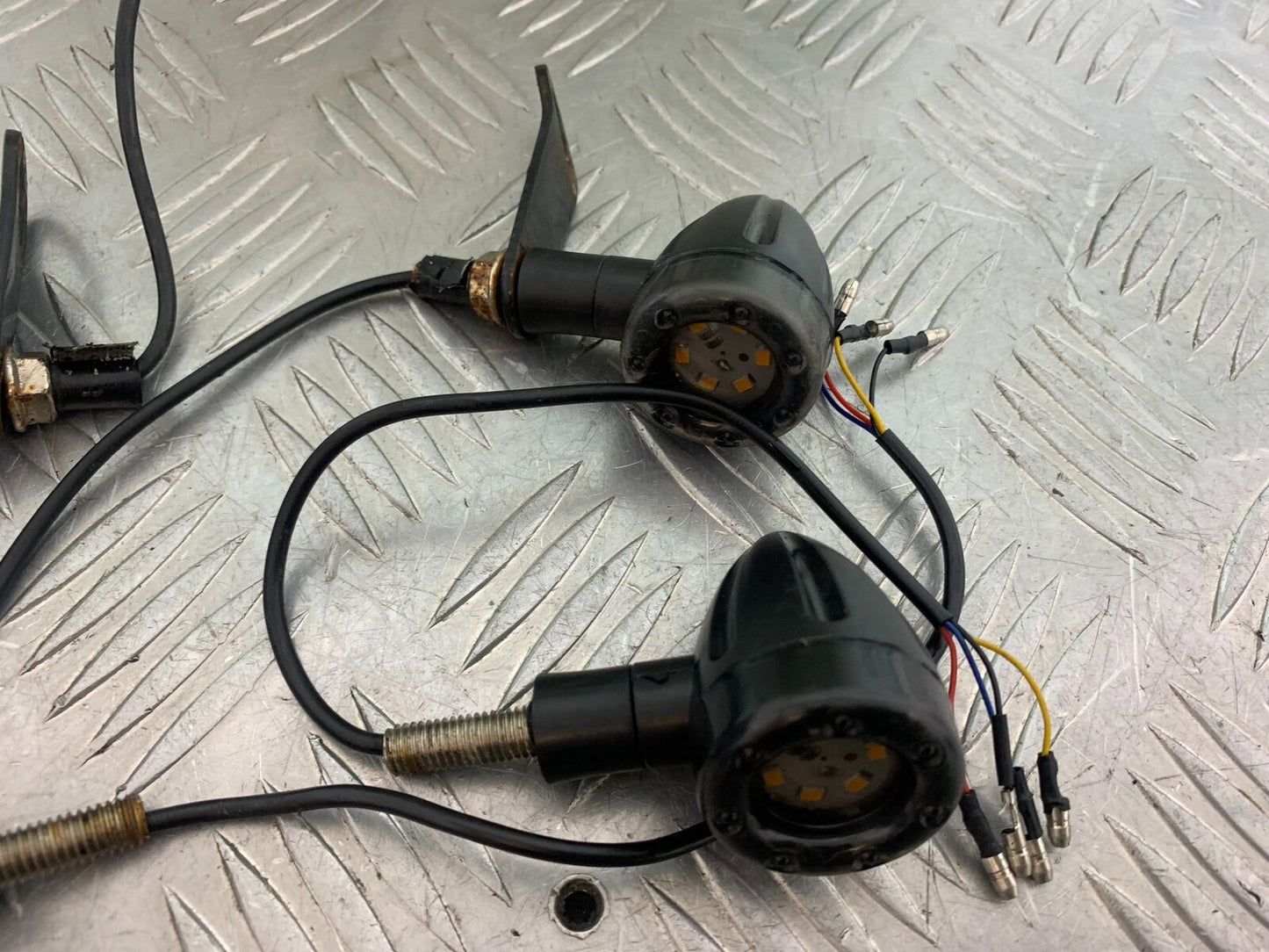 MUTT GT-SS 125 INDICATORS  YEAR 2020- 2024 (CMB1085)