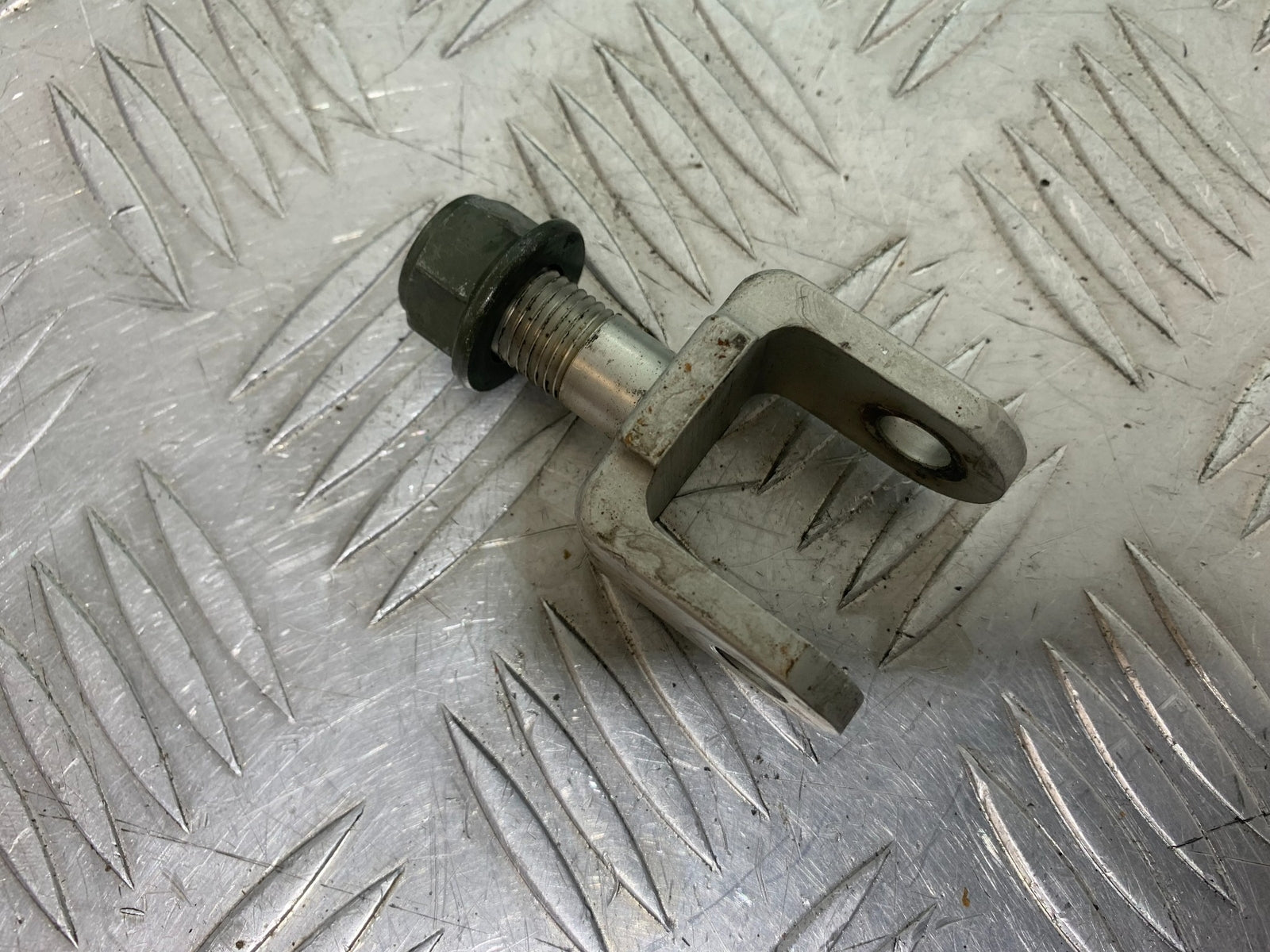 YAMAHA YZF R1 REAR SHOCK MOUNT  YEAR 2004-2006 (CMB1155)
