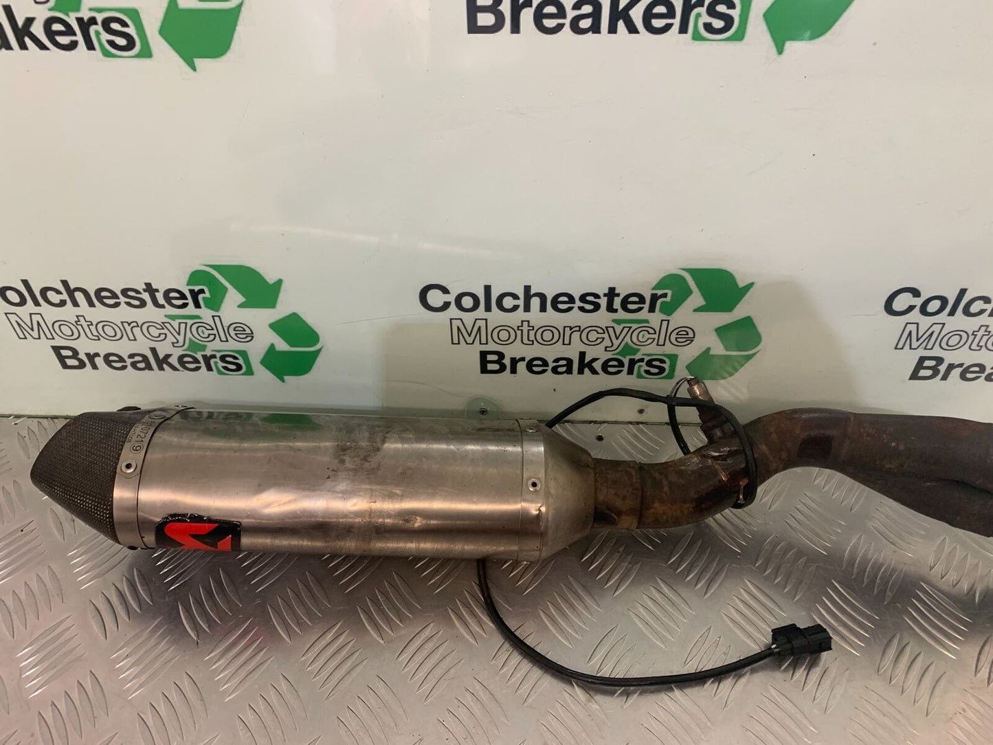 HONDA CBR1000 rr FIREBLADE AKRAPOVIC EXHAUST (DAMAGED ) 2008-2011 (STOCK 986)