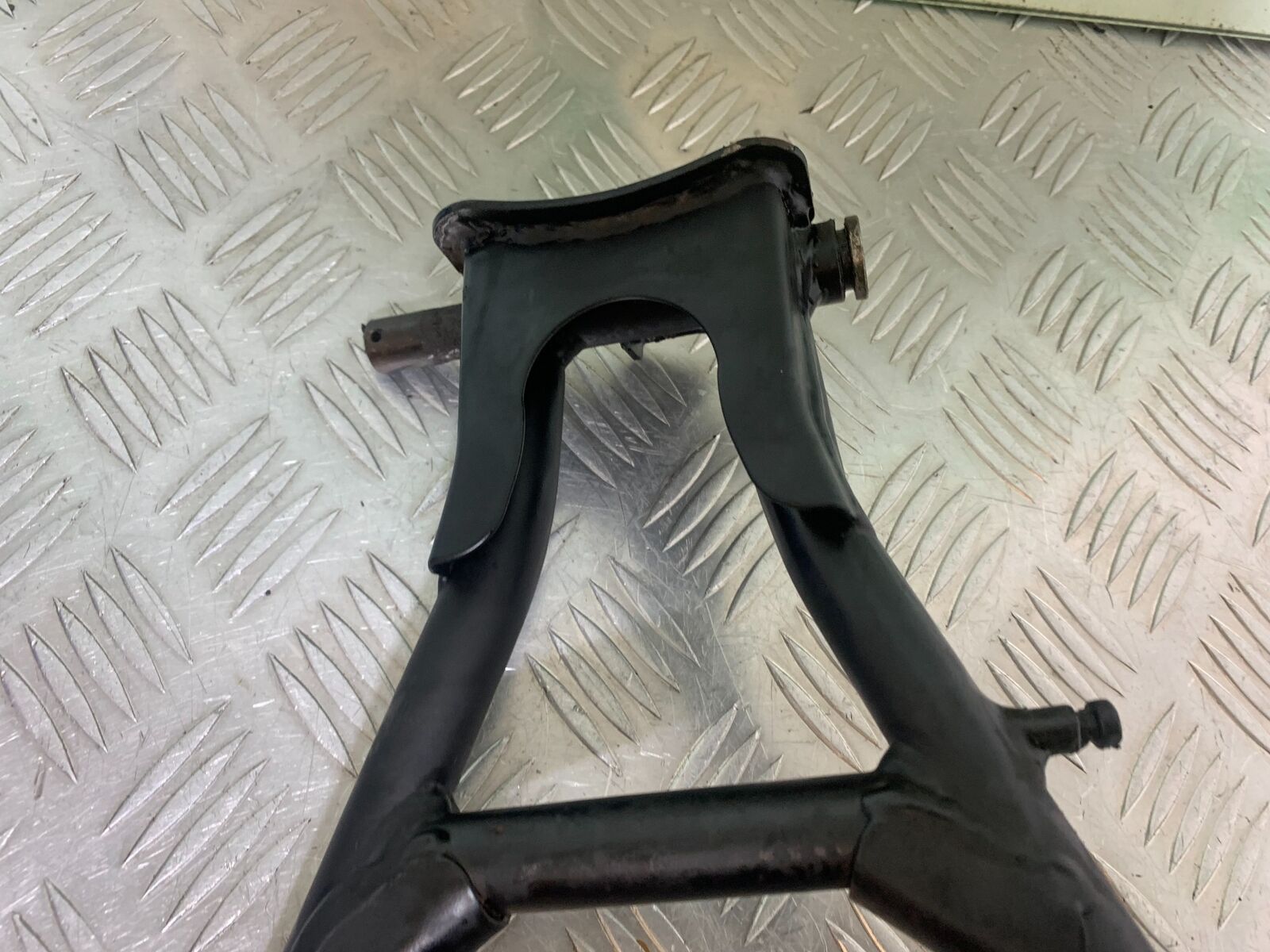SINNIS TERRAIN 125 CENTER STAND YEAR 2024 (CMB1072)