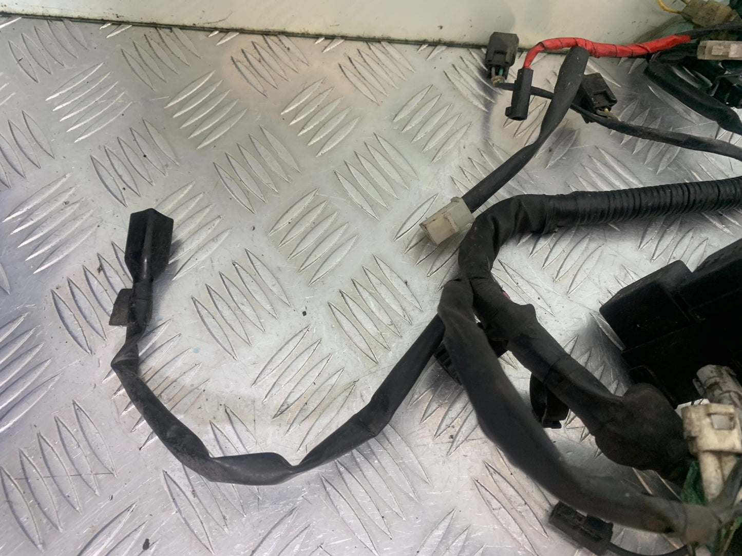 SUZUKI GSXR600 GSXR 600 K1 K2 K3 WIRING LOOM  1999-03 (CMB1284)