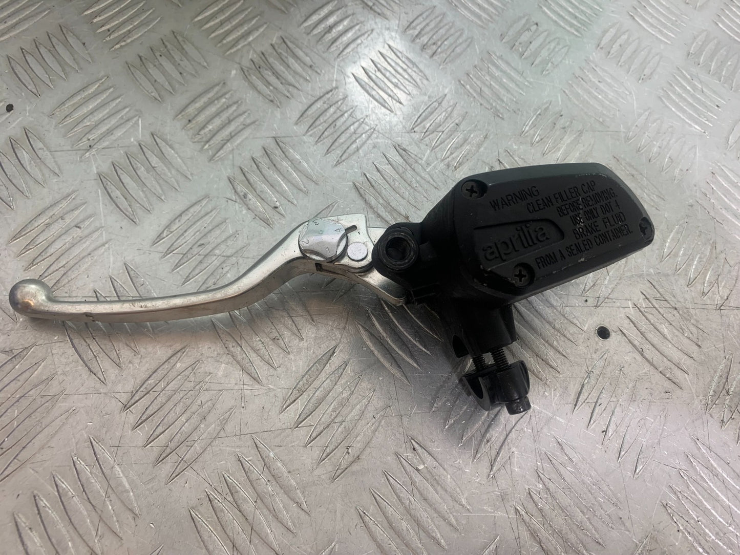 APRILIA SL750 SL 750 SHIVER CLUTCH MASTER CYLINDER   YEAR 2008-2016 (CMB1242)
