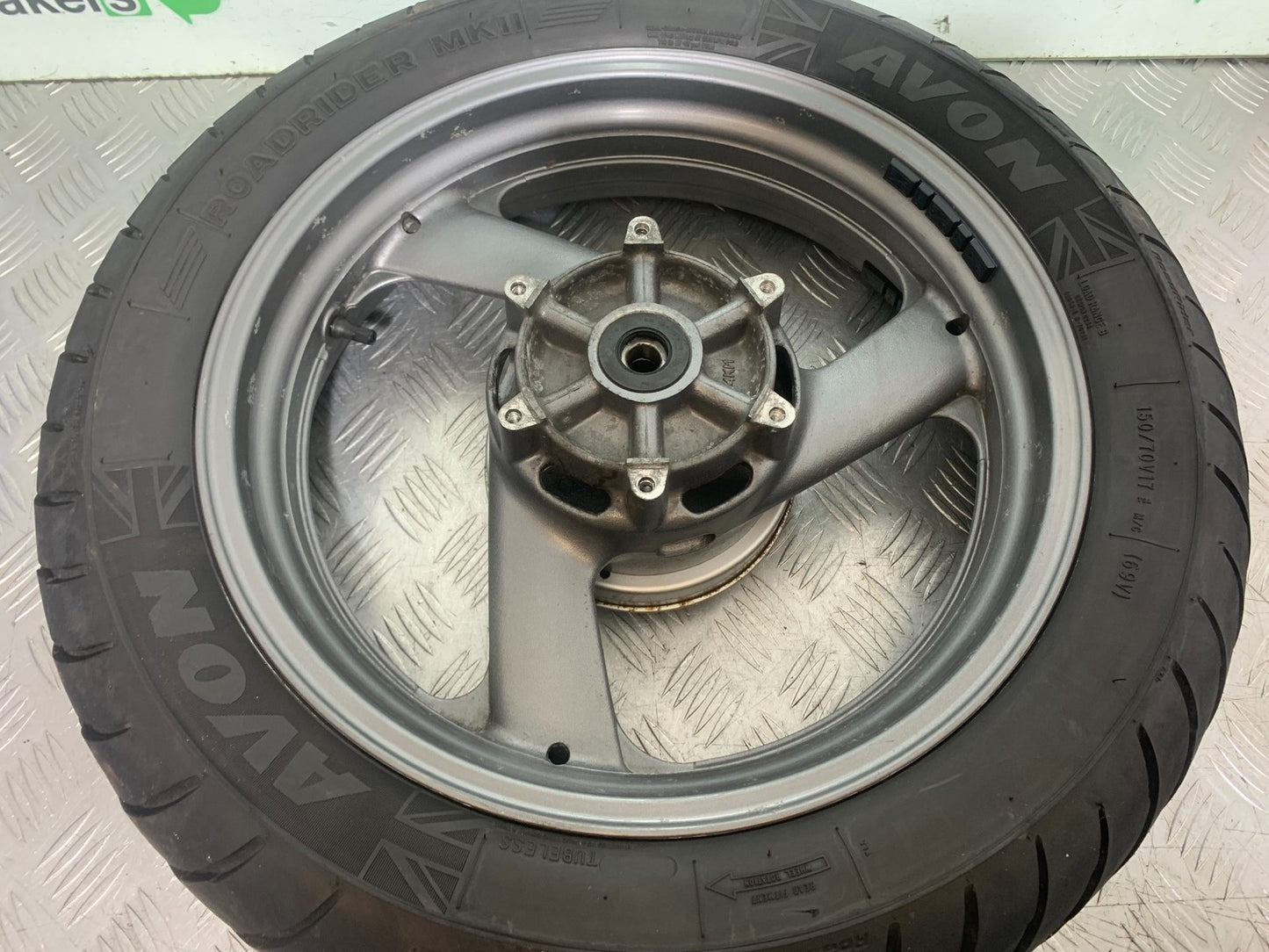 YAMAHA XJ900 XJ 900 DIVERSION REAR WHEEL YEAR 1994-2002(CMB1292)