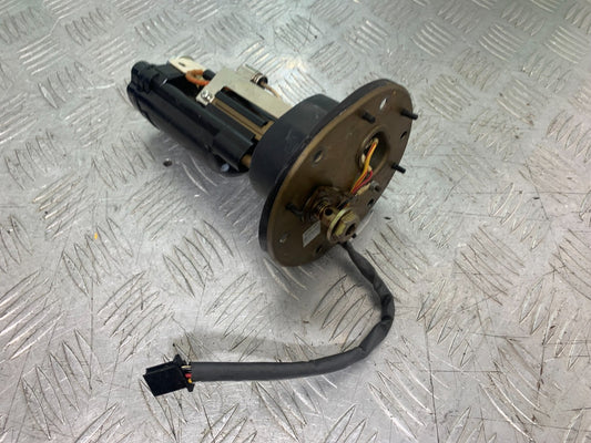 HONDA CBR1000 rr FIREBLADE PETROL PUMP  YEAR 2006 (CMB1220)