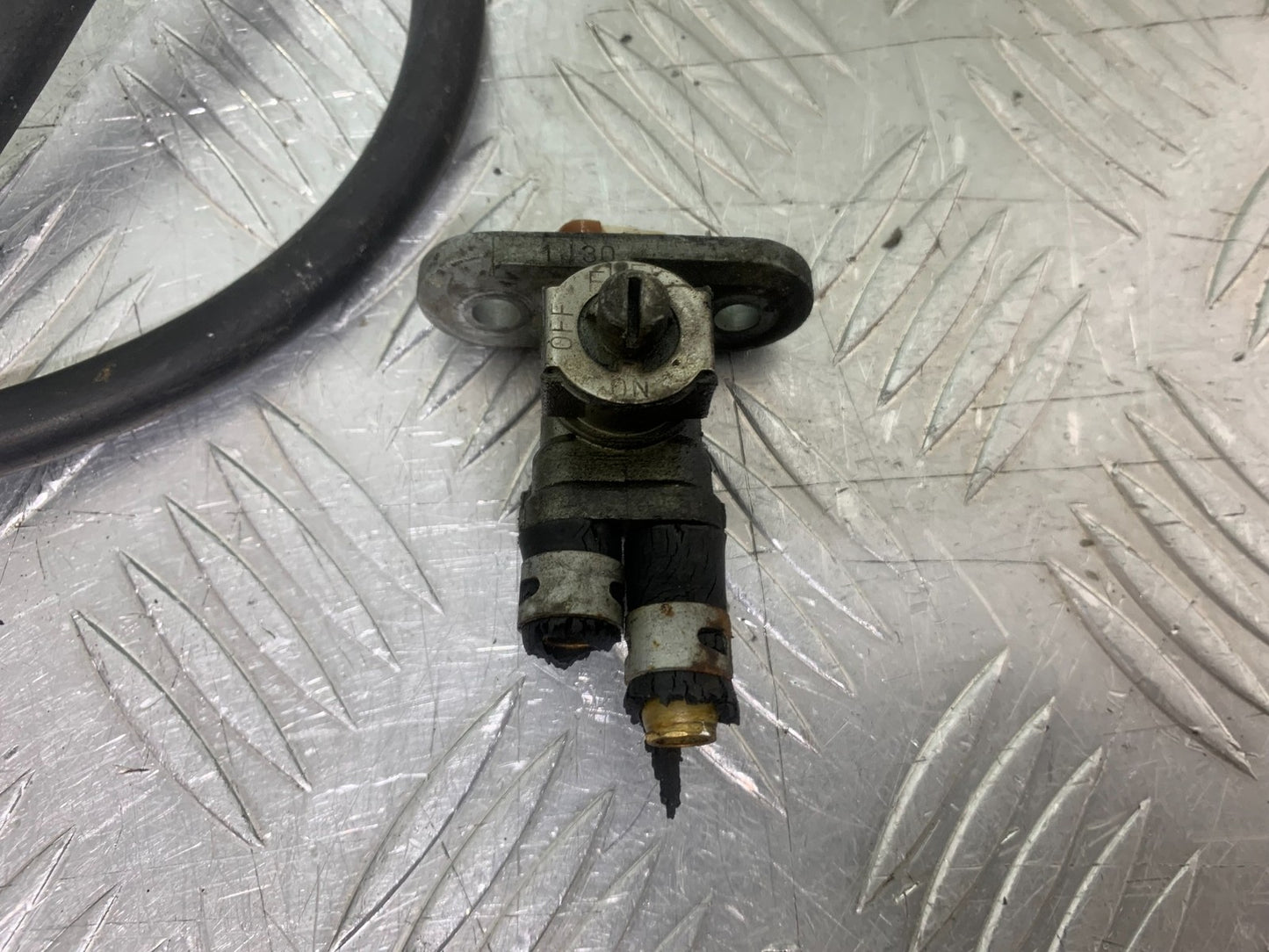 SUZUKI GS500 GS 500 PETROL TAP   YEAR 2001-2008 (CMB1254)