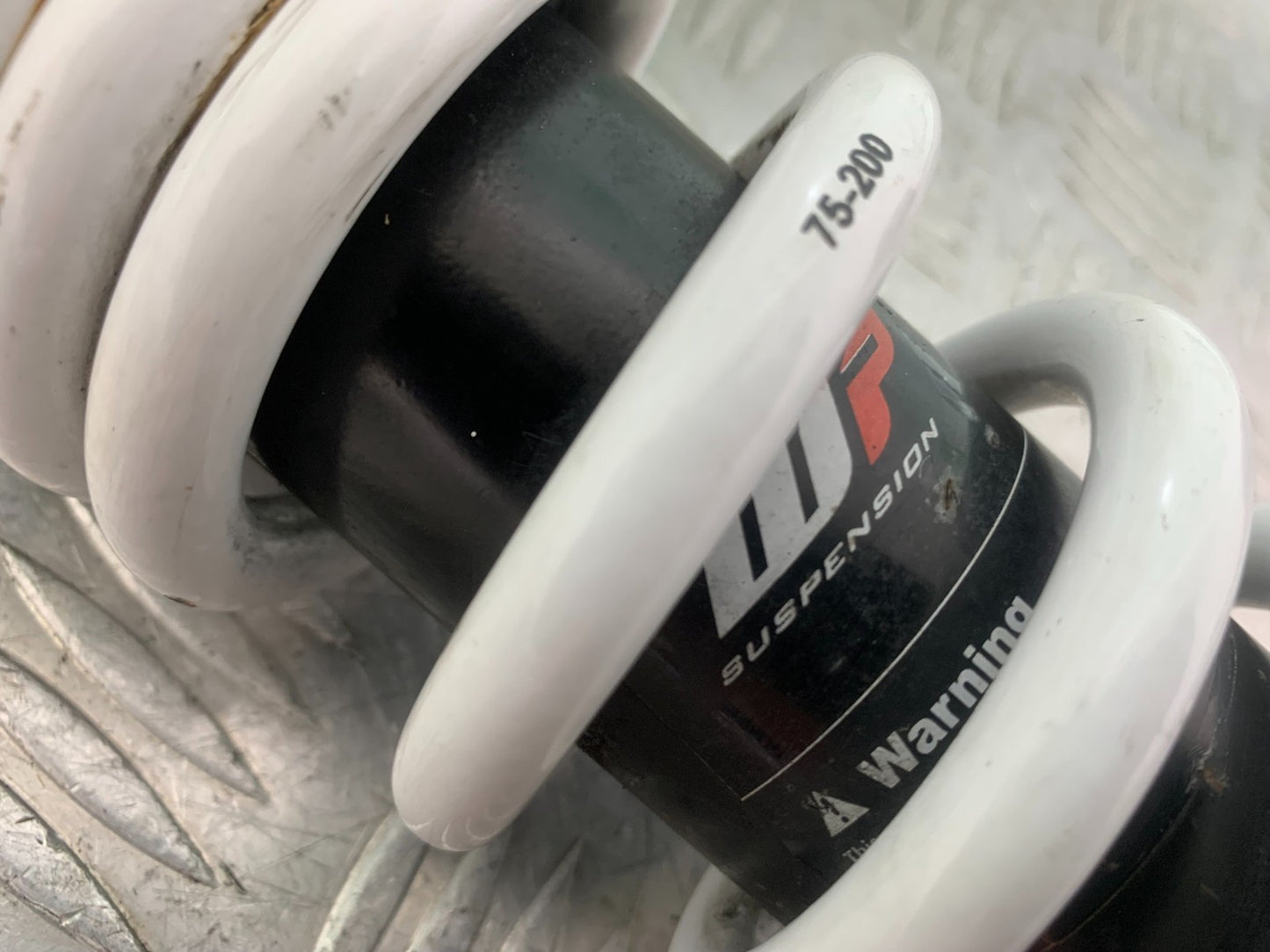 KTM 690 DUKE R LC4 WHITE POWER WP REAR SHOCK YEAR 2012-2015  (CMB1180)