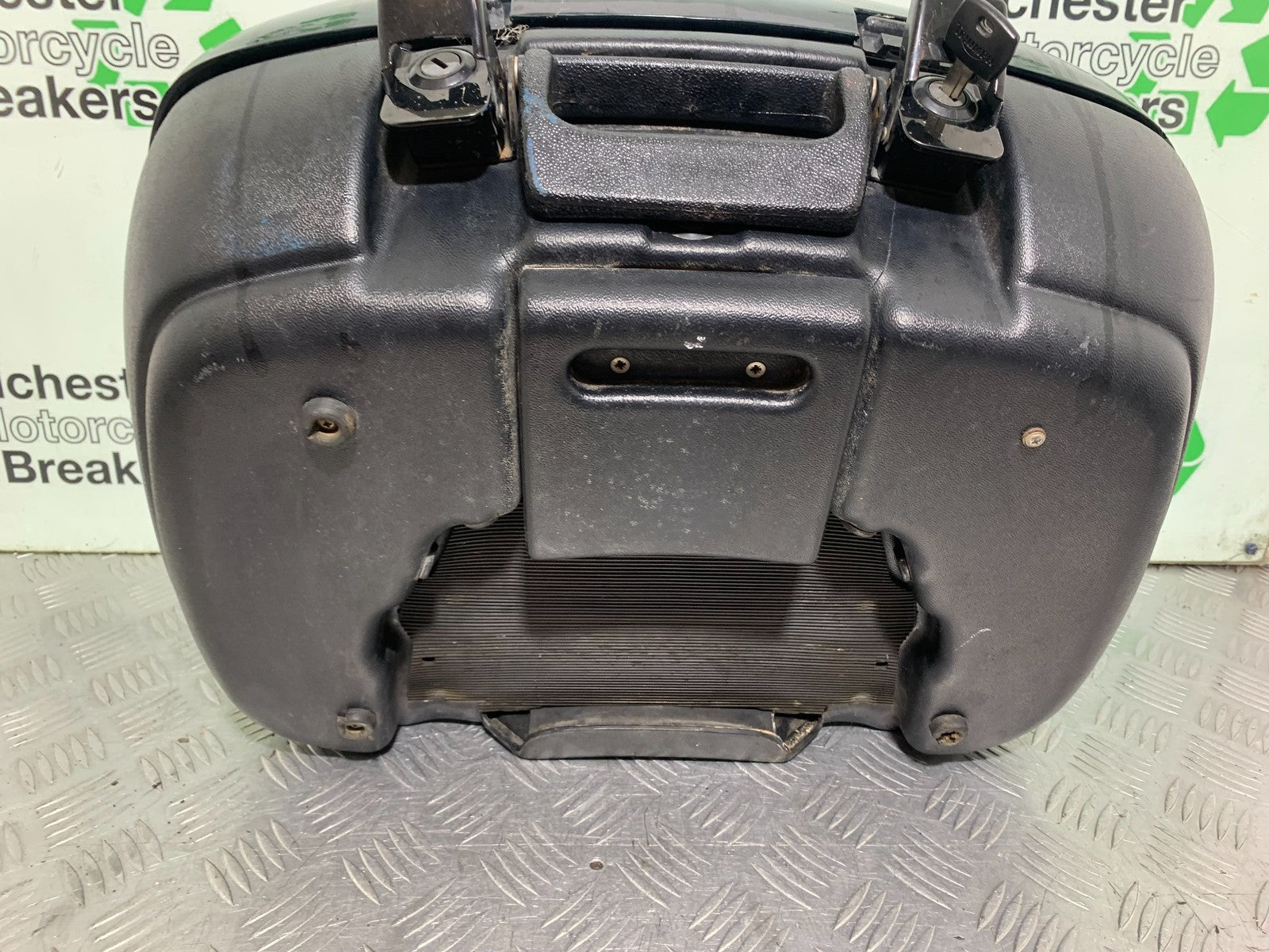 TRIUMPH 955i SPRINT ST TOP BOX AND RACK  YEAR 1999-04 (CMB1230)