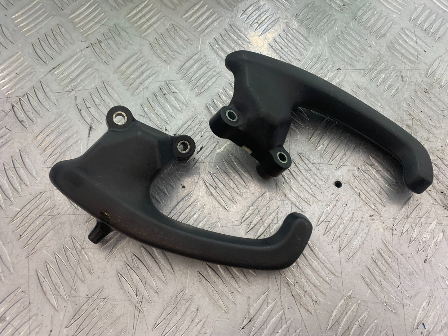 HONDA VFR800 PRE V-TEC GRAB RAILS   YEAR 1998-2001 (CMB1233)