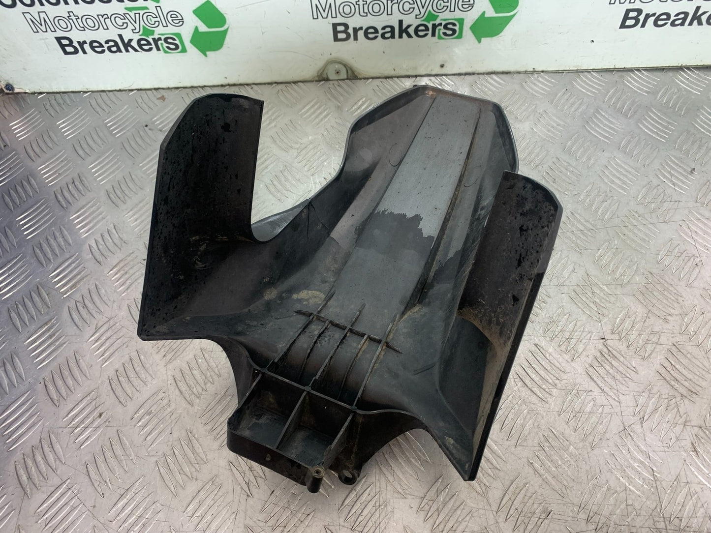 APRILIA 650 PAGASO STRADA FRONT MUDGUARD  YEAR 2005-2010 (CMB1260)