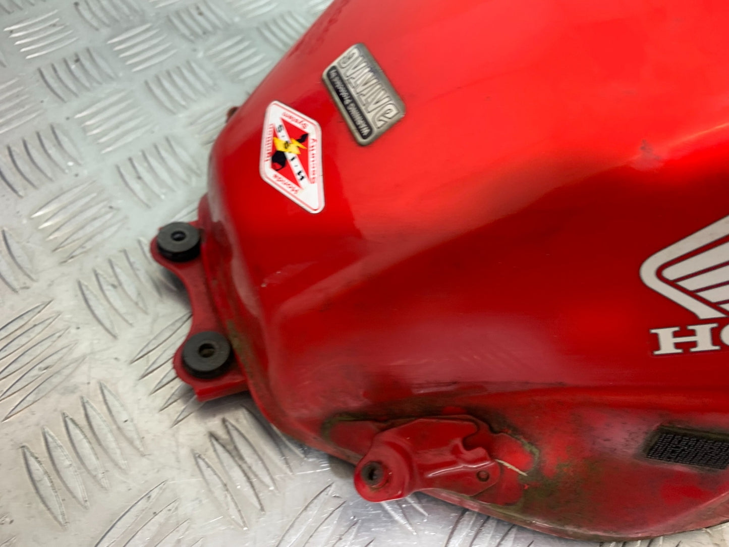 HONDA CBR500R CBR 500 R PETROL TANK  YEAR 2012-16 (CMB1151)