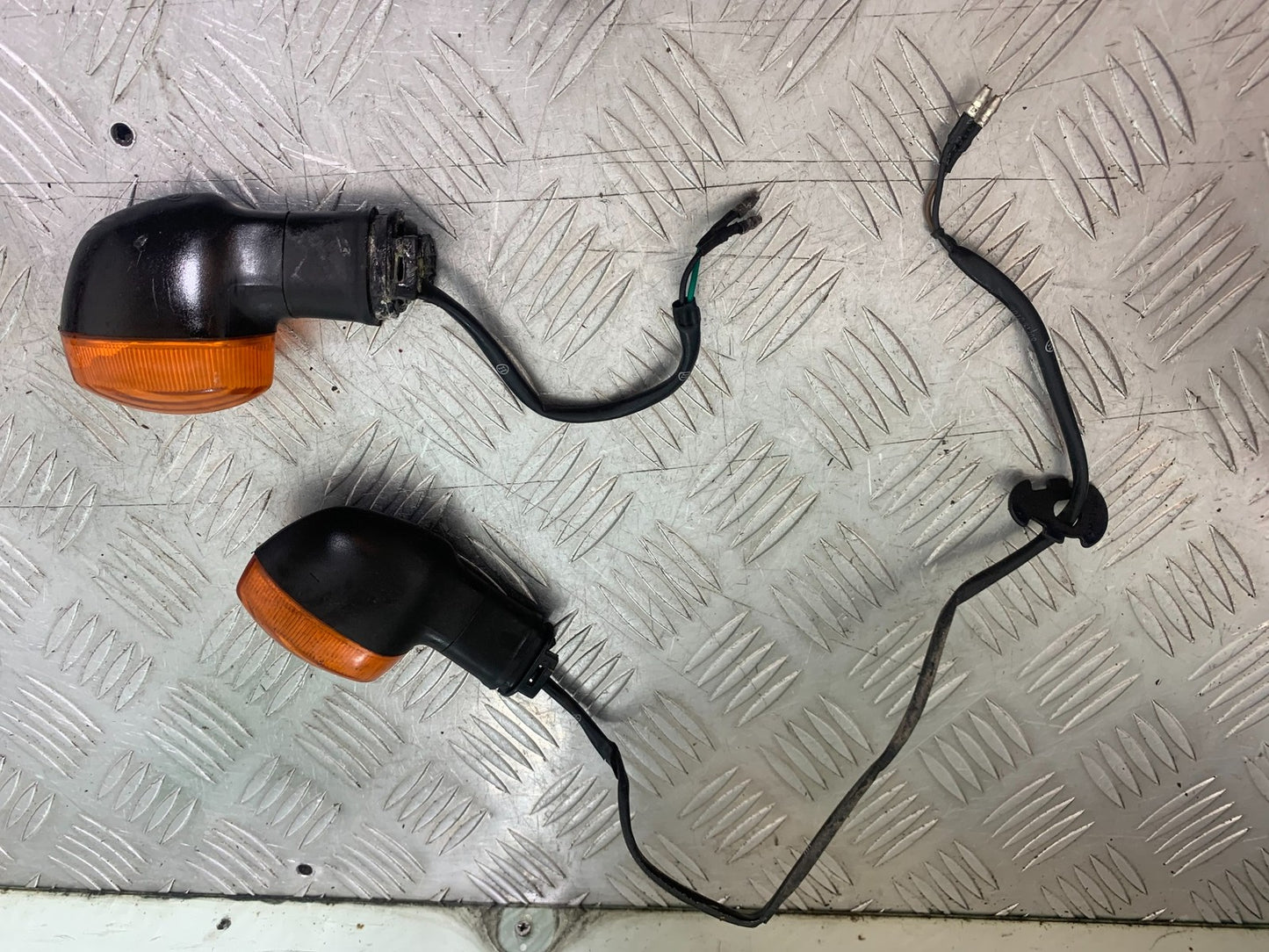 YAMAHA XJ6 XJ6-S 2X INDICATOR YEAR 2009-2015  (CMB1212)