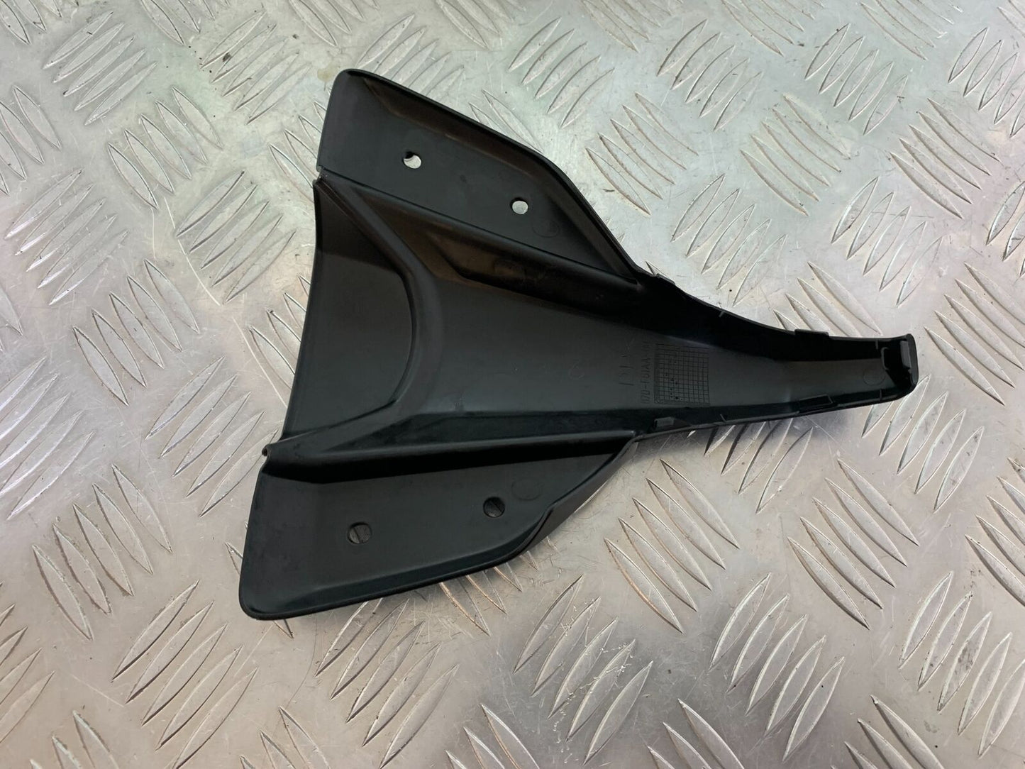 YAMAHA MT 125 MT125 INFILL PANEL  YEAR 2021-2024 ABS (CMB1010)
