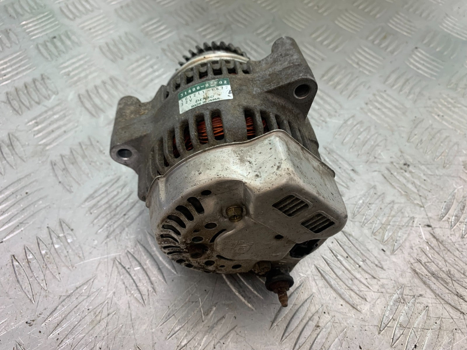 SUZUKI GSF600 GSF 600 BANDIT ALTERNATOR  2000-2004 (CMB1269)