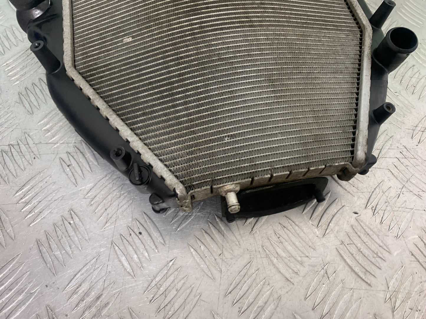 BMW K1300 S K 1300 S RADIATOR  YEAR 2009-16 (CMB1216)