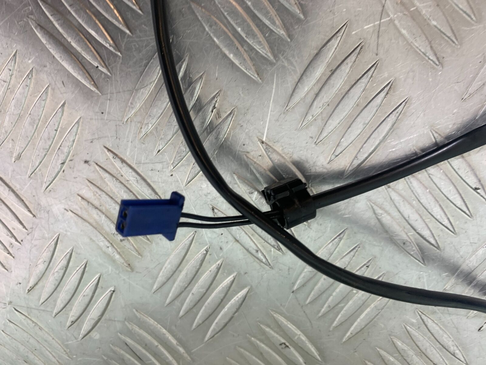 YAMAHA XJR1300 XJR 1300 SIDE STAND SWITCH   YEAR 1999-2003 (CMB1055)