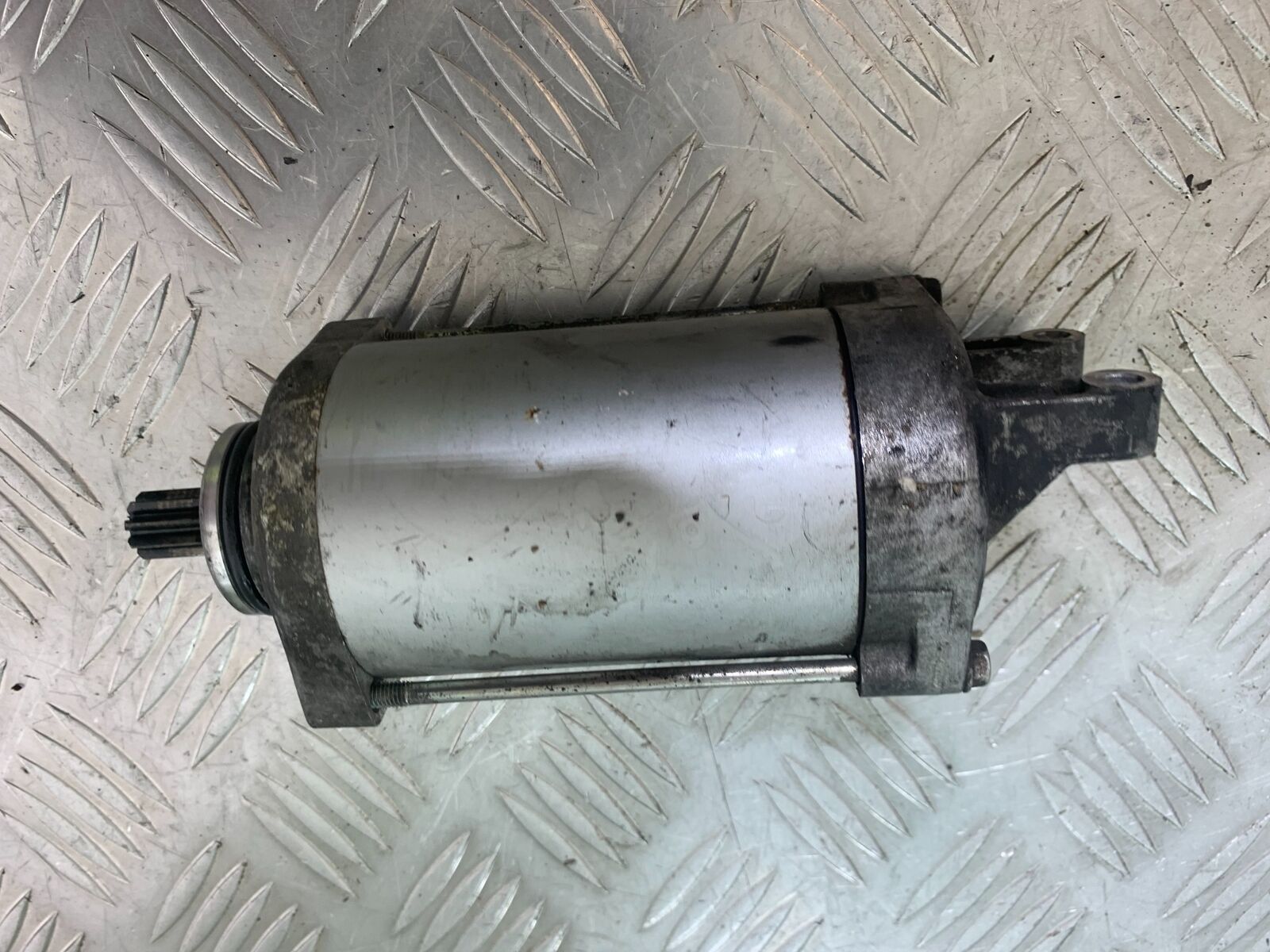 KTM 990 SUPERMOTO T STARTER MOTOR  YEAR 2010-2011  (CMB1127)