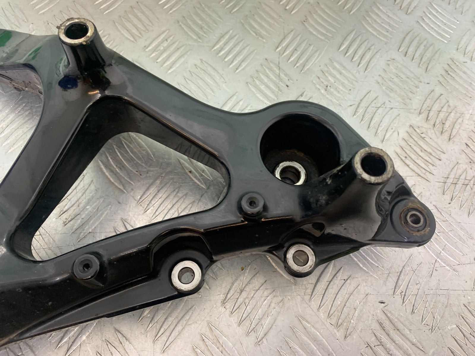 YAMAHA XMAX 300 EXHAUST BRACKET   YEAR 2017-2020 (CMB1218)