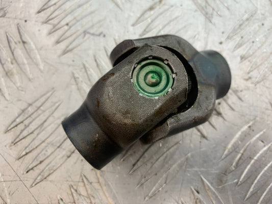 HONDA VT750 SHADOW DRIVE SHAFT KNUCKLE YEAR 2003-2004 (CMB1265)