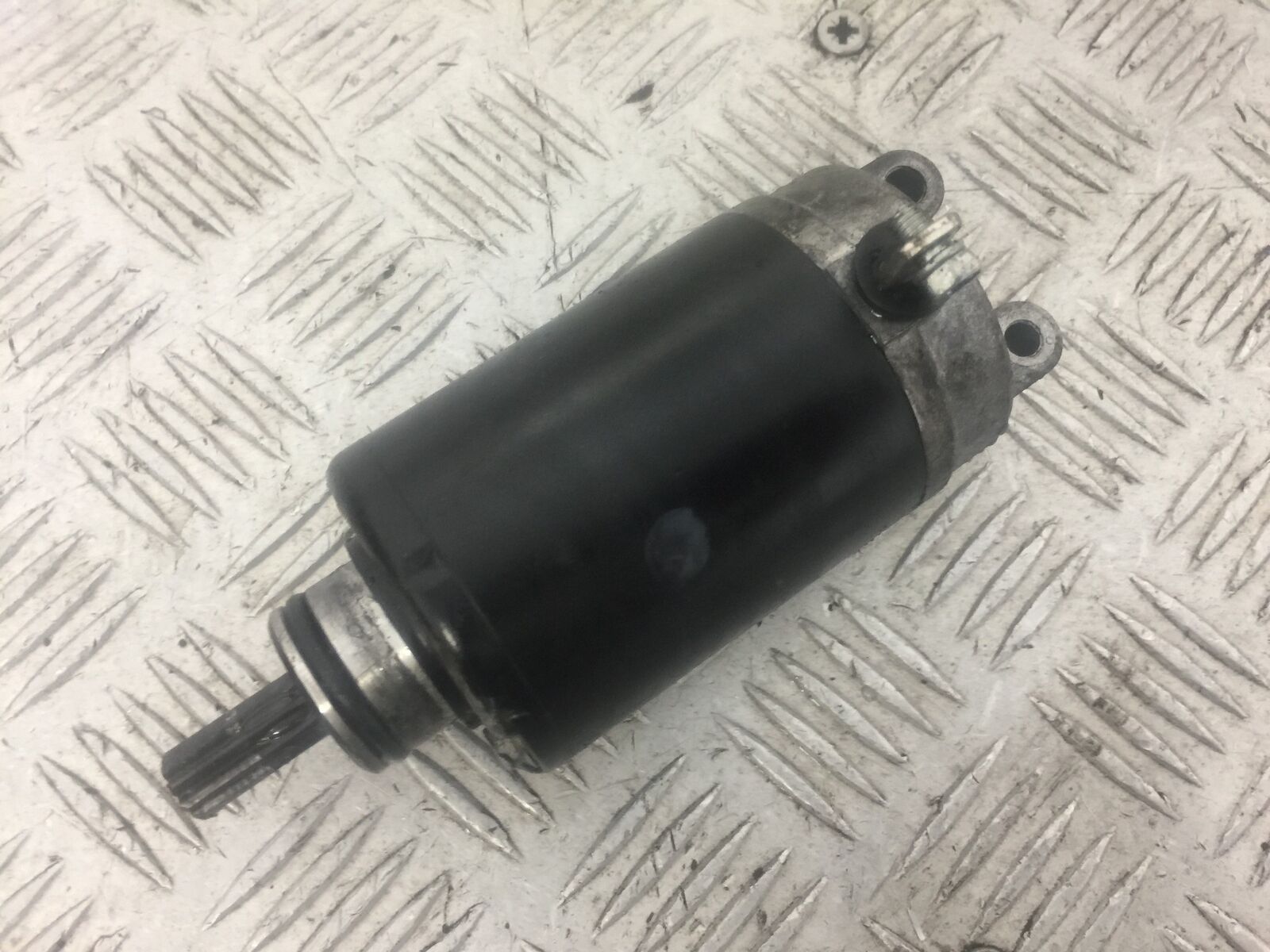 KAWASAKI Z1000 ZR1000 (ABS) STARTER MOTOR  YEAR 2015 (STOCK 636)