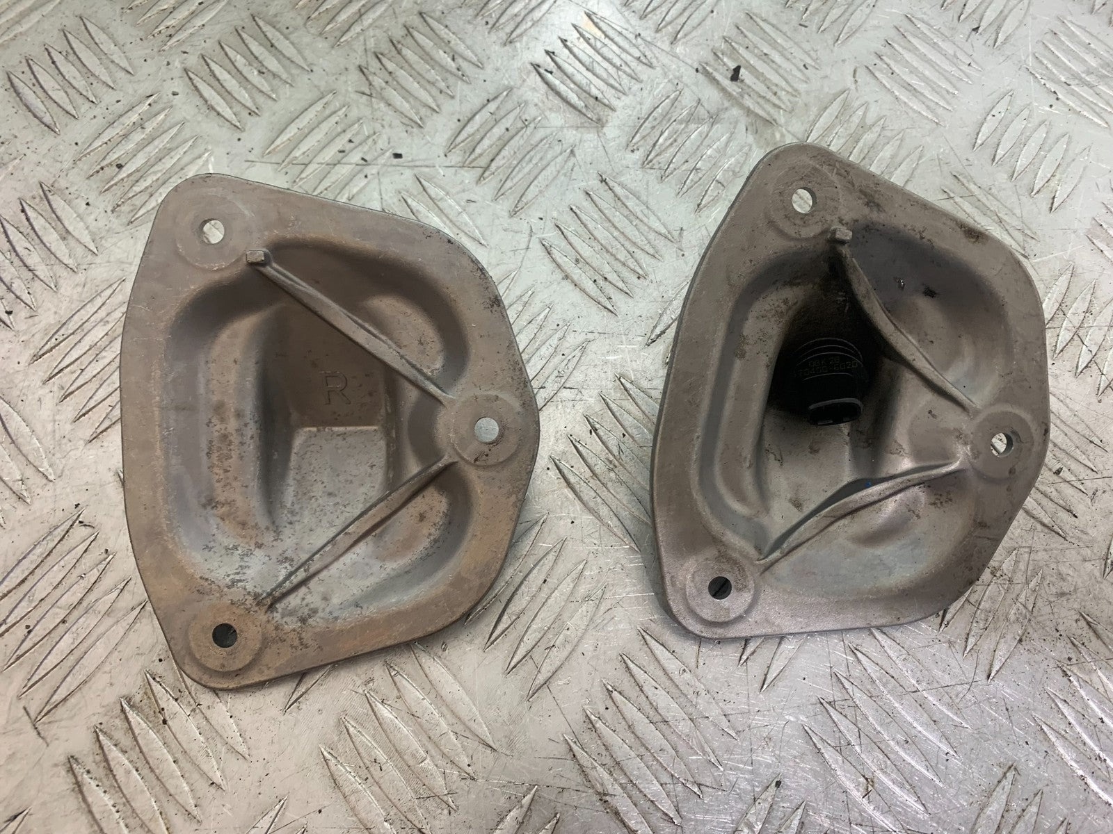 KAWASAKI GTR1400 GTR 1400 AIR FLOW COVERS & SENSOR  YEAR 2007-2009 (CMB1174)