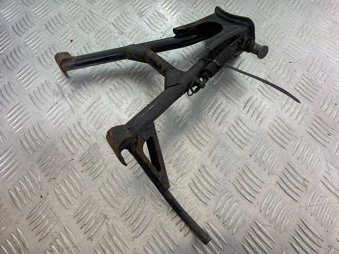 SINNIS TERRAIN 125 CENTER STAND  YEAR 2018 (CMB1123)