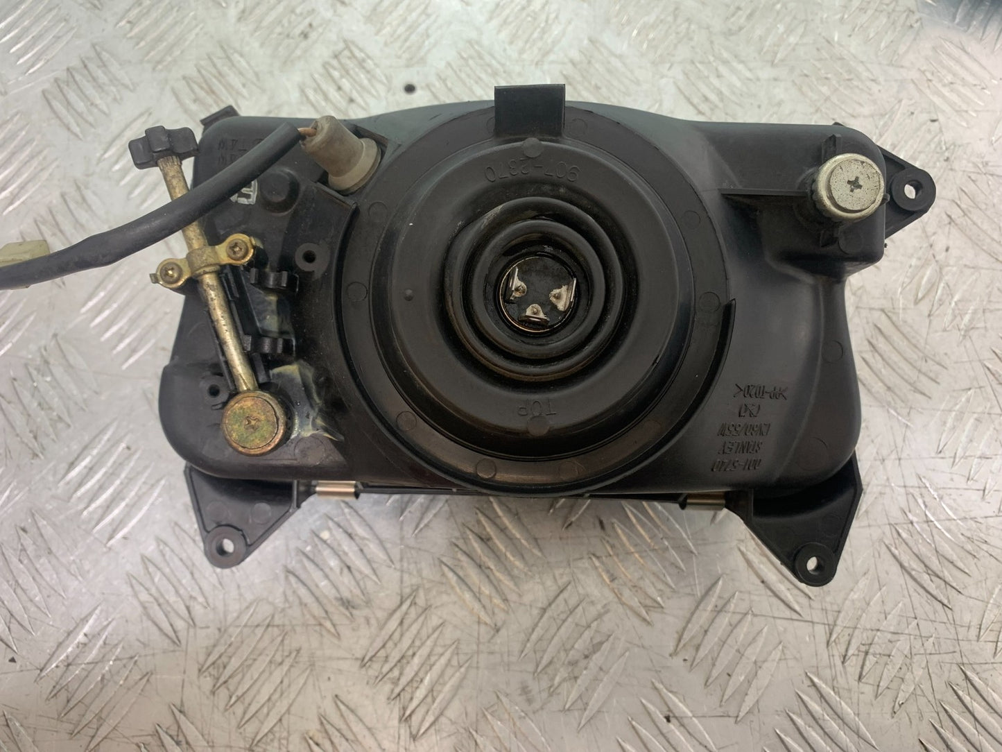 YAMAHA XJ900 XJ 900 DIVERSION HEADLIGHT  YEAR 1994-2002 (CMB1292)