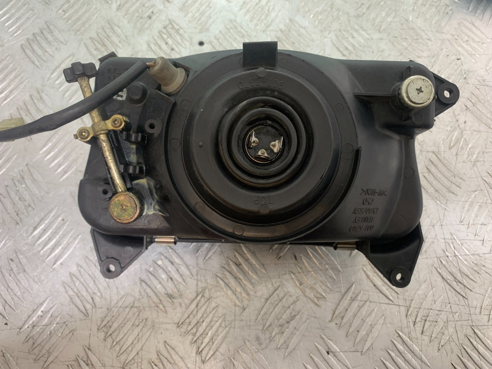 YAMAHA XJ900 XJ 900 DIVERSION HEADLIGHT  YEAR 1994-2002 (CMB1292)
