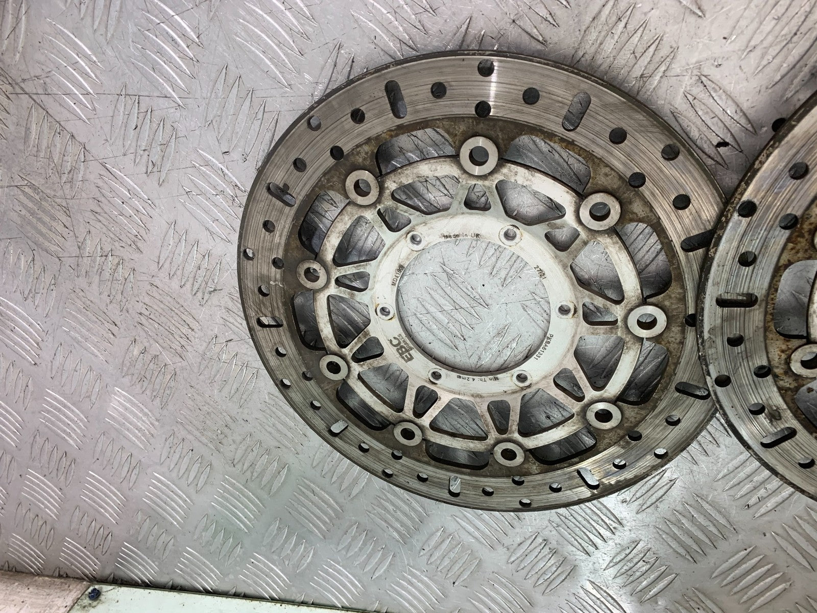 HONDA CBF600 CBF 600 FRONT BRAKE DISCS YEAR 2004-07  (CMB1305)