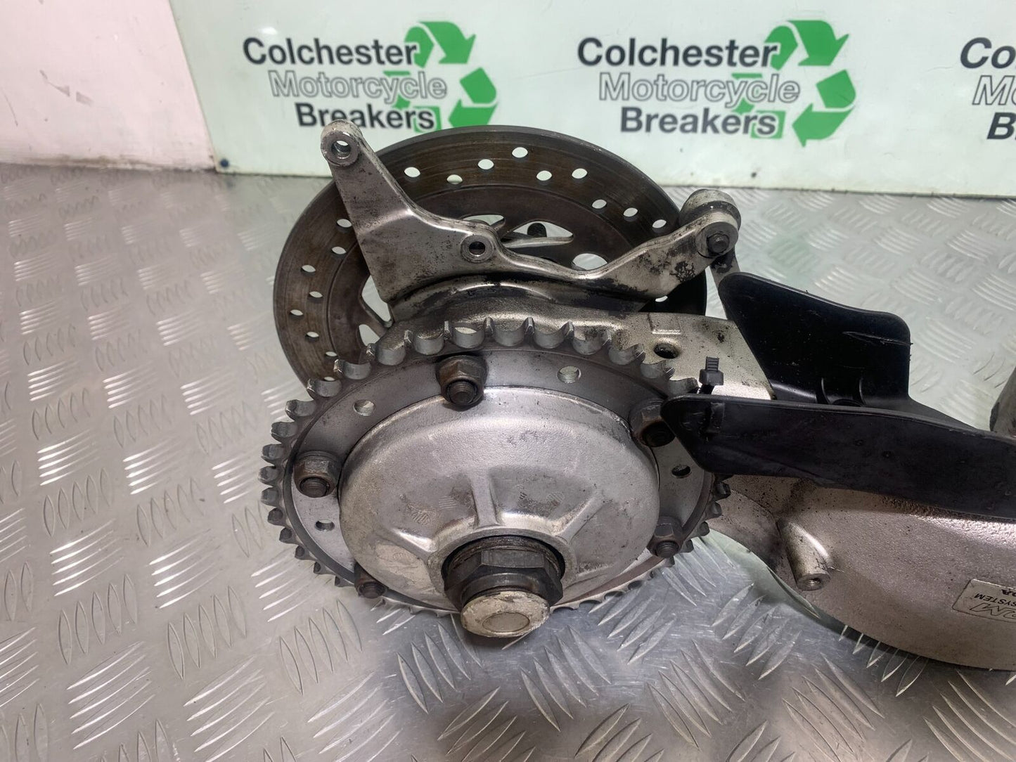 HONDA VFR800 VFR 800 V-TEC SWINGARM  YEAR 2002 -09 (CMB1012)