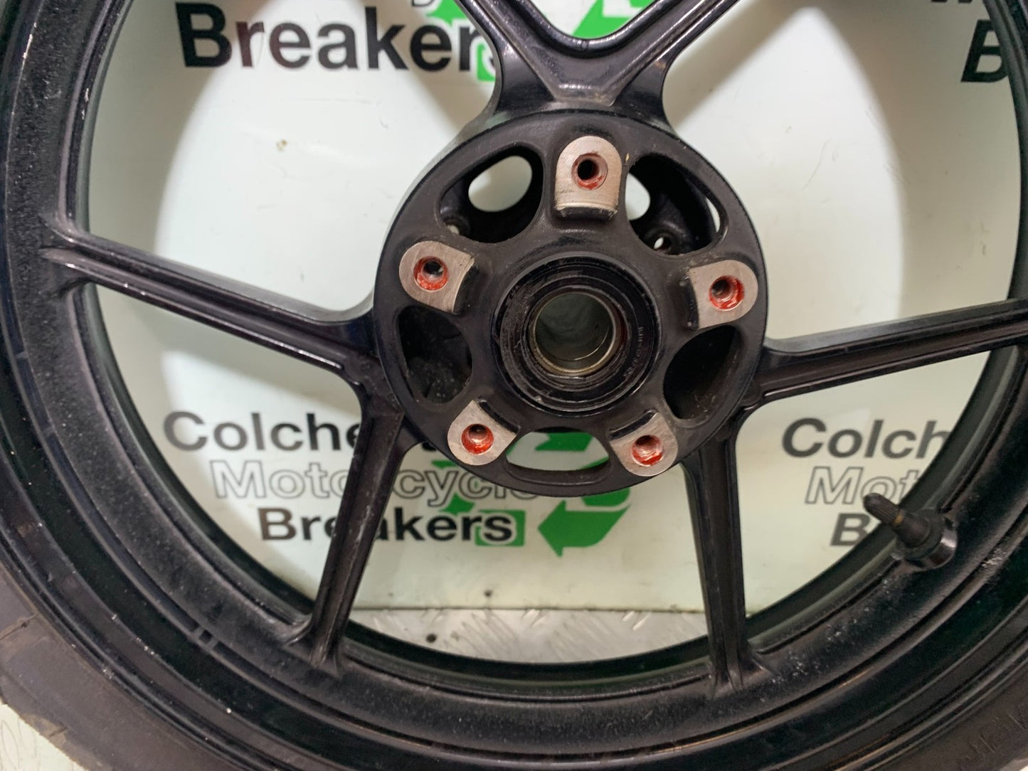 KAWASAKI ZX10R ZX10 R FRONT WHEEL (GOOD TYRE)  2008-2010 (CMB1301)