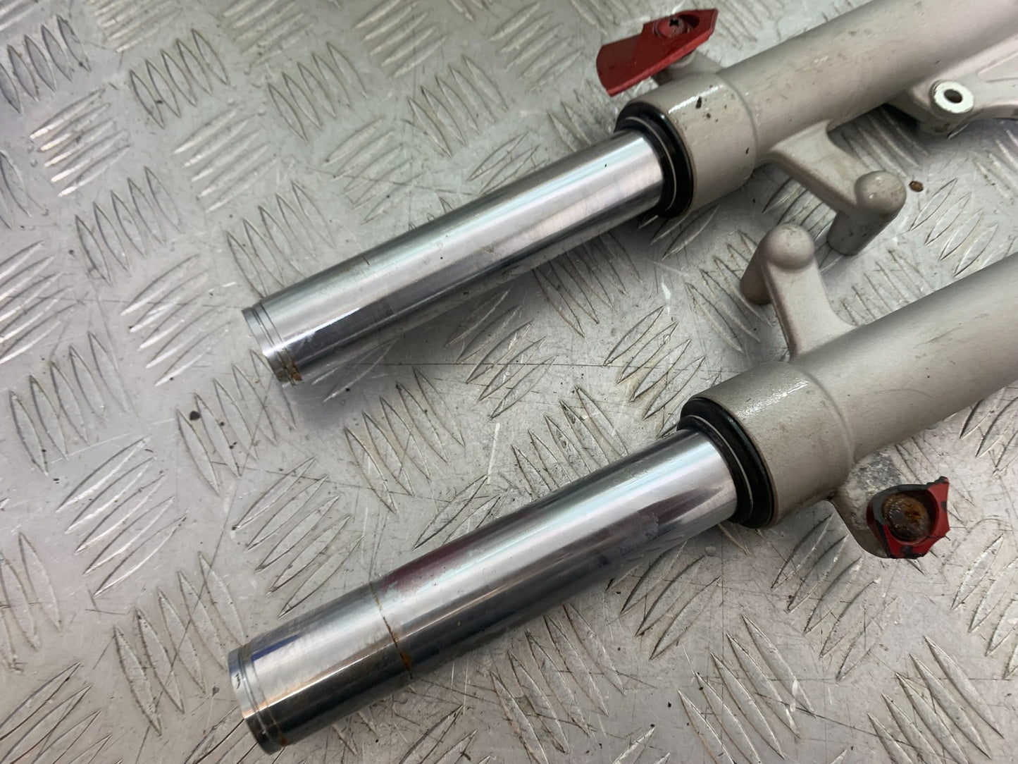YAMAHA XMAX 250 XMAX 250 FORKS  YEAR 2006-09 (CMB1201)