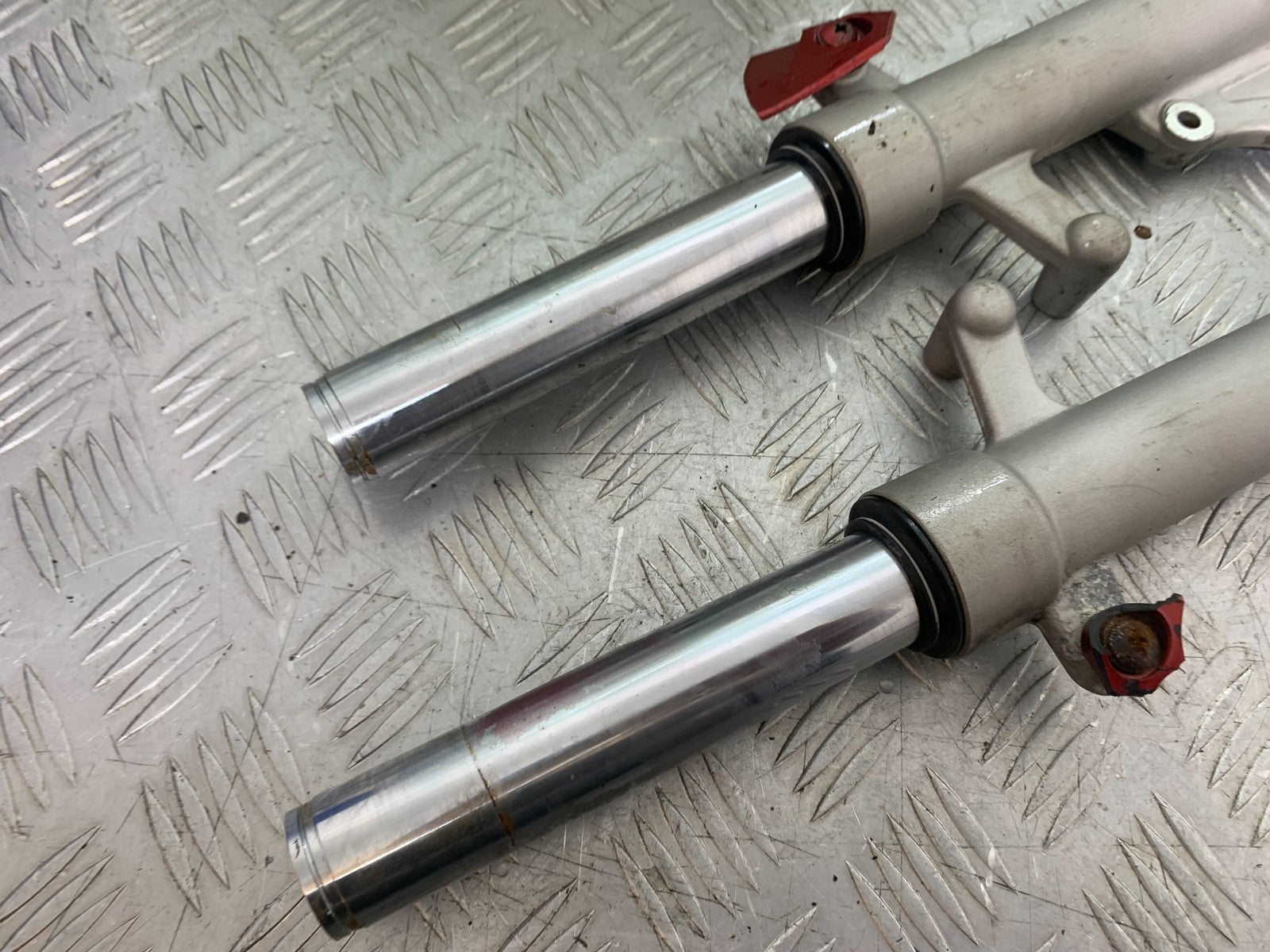 YAMAHA XMAX 250 XMAX 250 FORKS  YEAR 2006-09 (CMB1201)