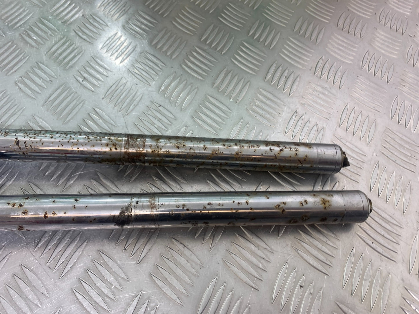HONDA CX500 CX 500 FORKS YEAR 1978 1981 (CMB1137)