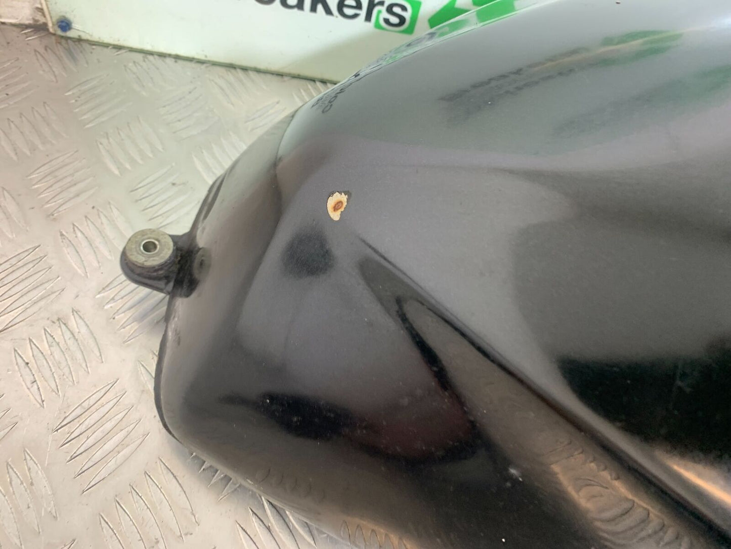 KAWASAKI Z750 Z 750 PETROL TANK   YEAR 2004-2006  (CMB1104)