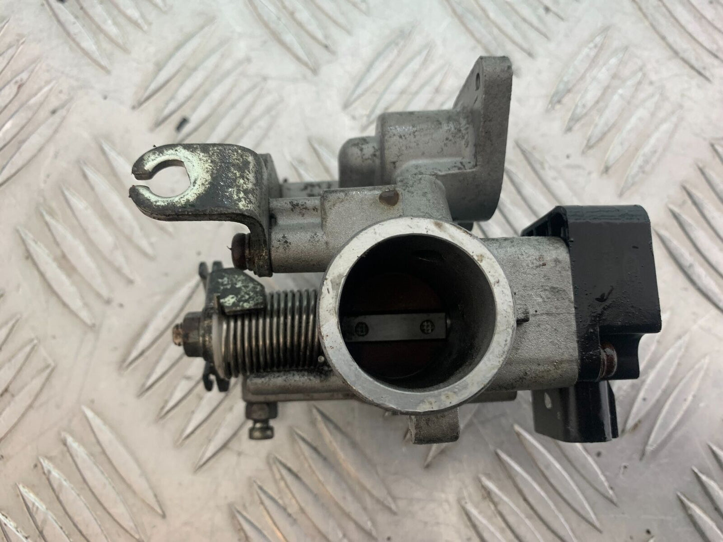 LEXMOTO MATADOR 125 JJ125T-17 THROTTLE BODY  (CMB1115)
