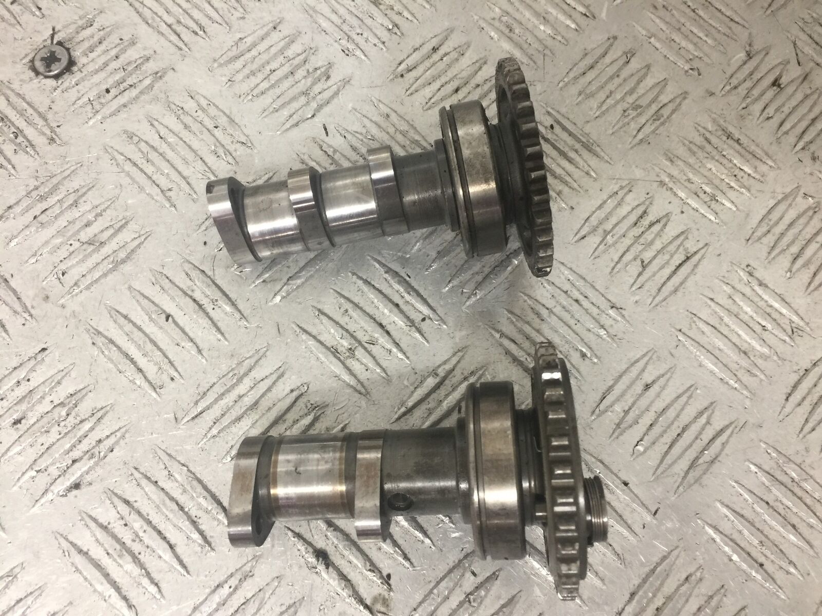 YAMAHA YZF250 YZF 250 CAMSHAFTS  YEAR 2004 (STOCK 792)