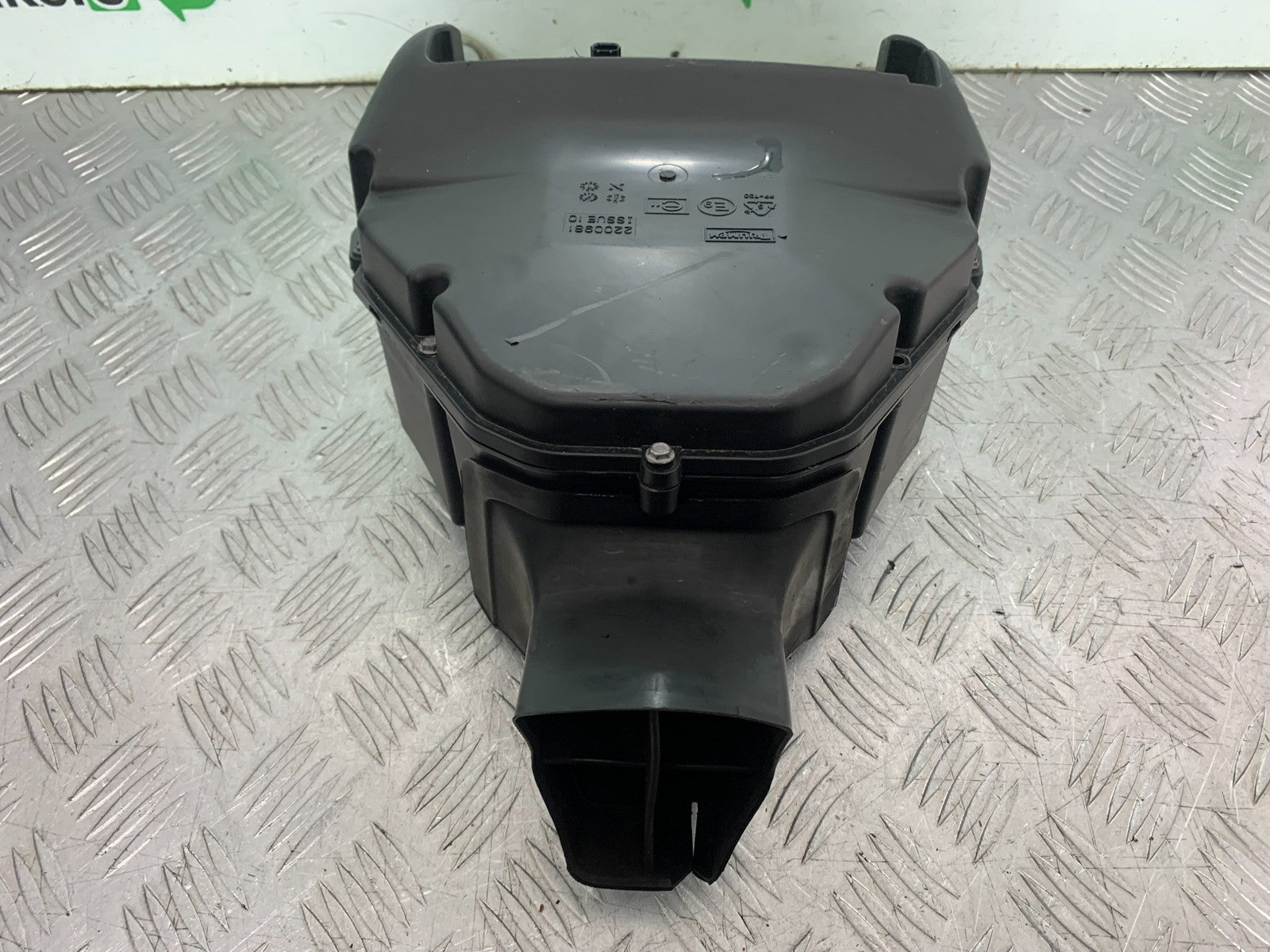 TRIUMPH 675 STREET TRIPLE RX AIRBOX  2015- 2017 (CMB1299)