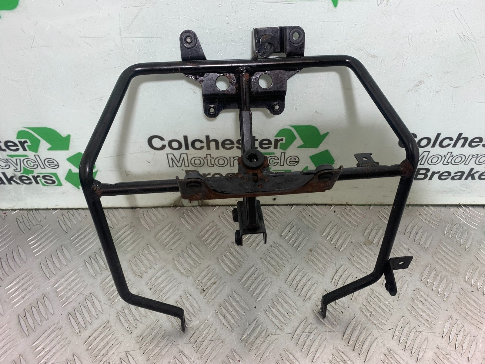 HONDA XL125 VARADERO FAIRING BRACKET    YEAR 2001-2006  (CMB1210)