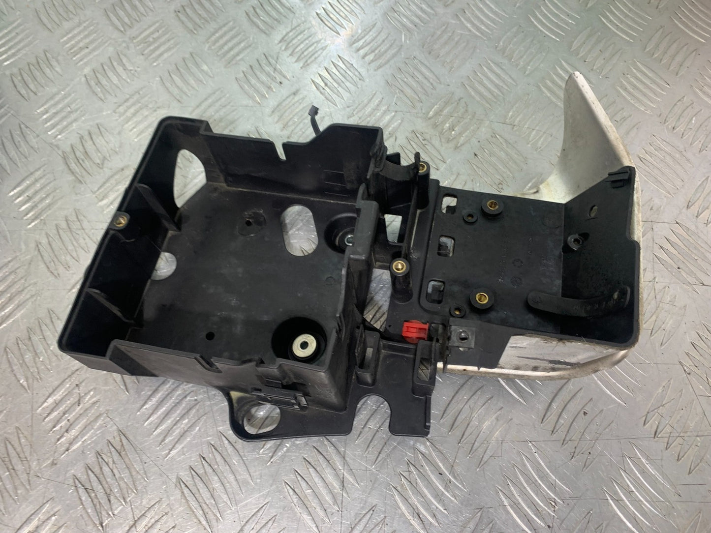 DUCATI 1198 S BATTERY TRAY  YEAR 2009-2011 (CMB1219)