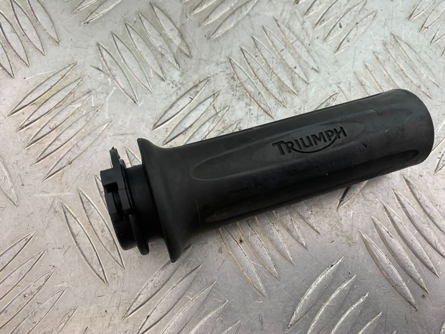 TRIUMPH THUNDERBIRD 1600 THROTTLE TWIST GRIP  YEAR 2011 (CMB1107)