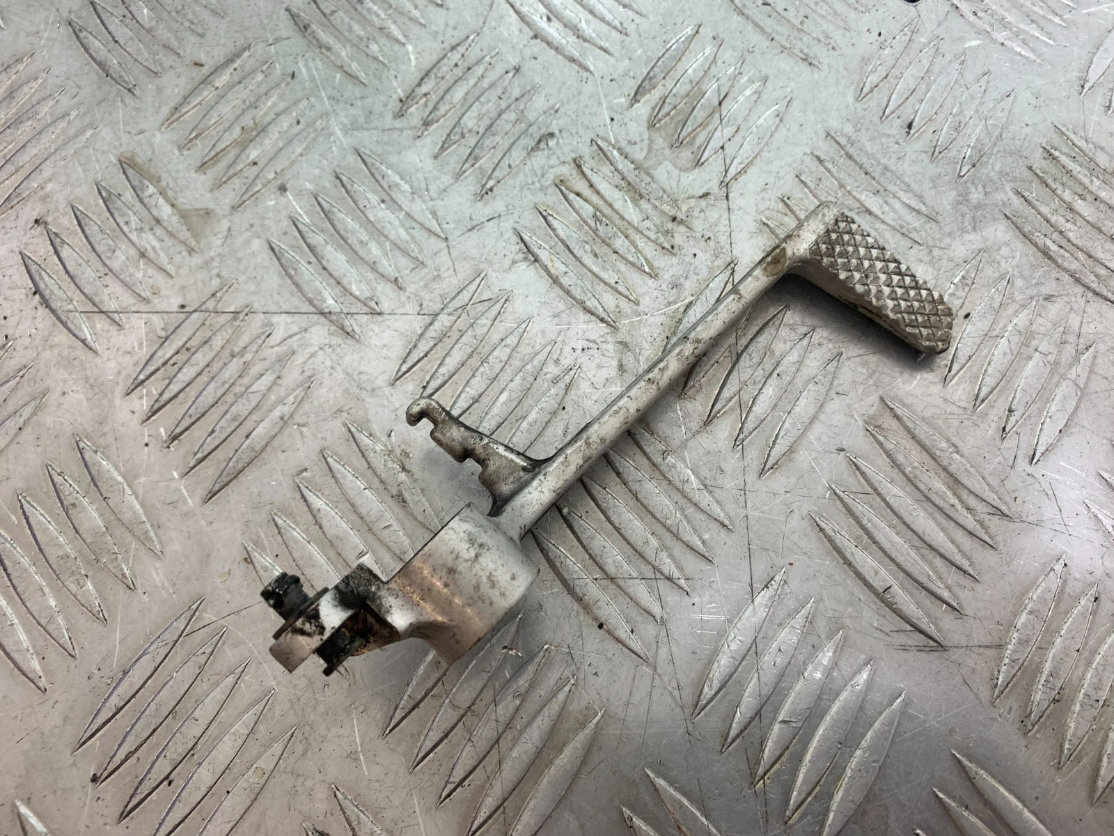 YAMAHA YZF R1 REAR BRAKE PEDAL YEAR 2004-2006 (CMB1155)