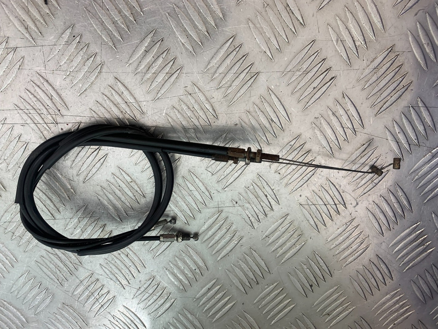 HONDA XL125 VARADERO THROTTLE CABLES   YEAR 2001-2006  (CMB1210)