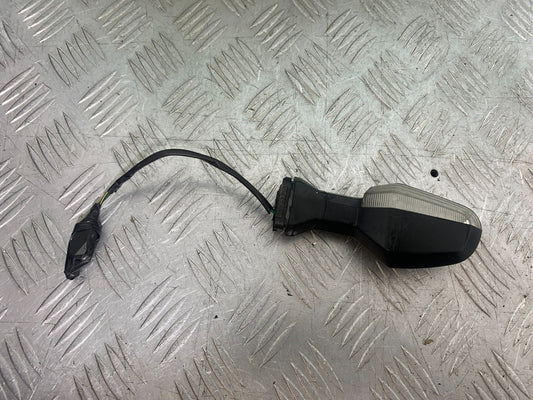 KAWASAKI 650 VERSYS FRONT RIGHT INDICATOR  YEAR 2015-2018 (CMB1288)