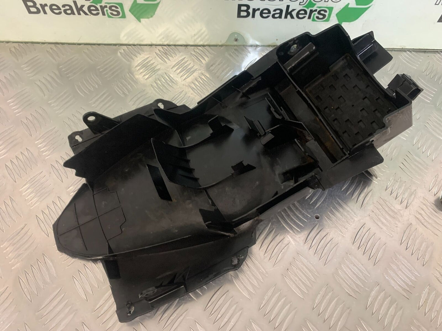 SUZUKI SV1000 SV 1000 K3 UNDERTRAY  YEAR 2004 (STOCK 970)