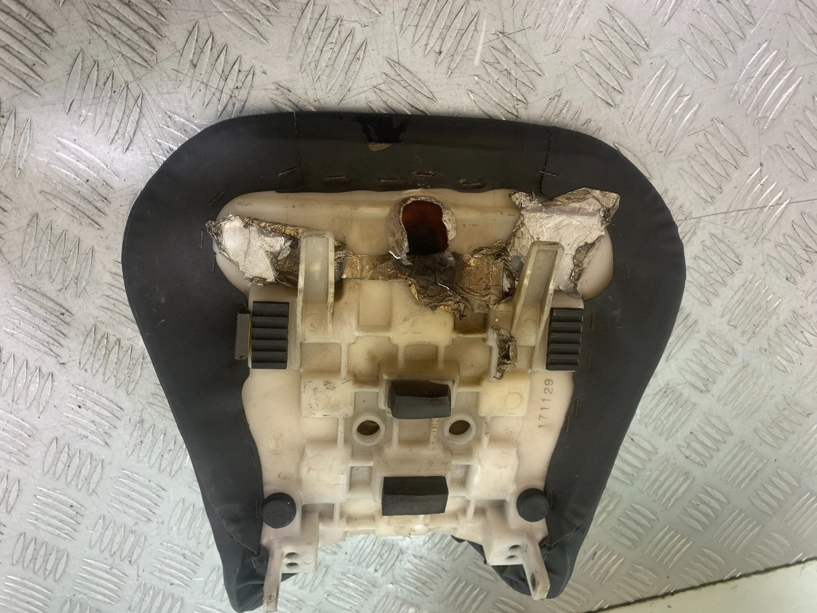 SUZUKI GSXR750 GSXR 750 K4 K5 FRONT SEAT   2004-2005 (CMB1319)
