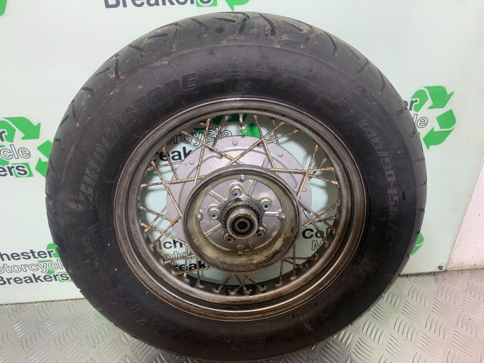 YAMAHA XV535 XV 535 VIRAGO REAR WHEEL (GOOD TYRE)  YEAR 1994-02 (CMB1044)