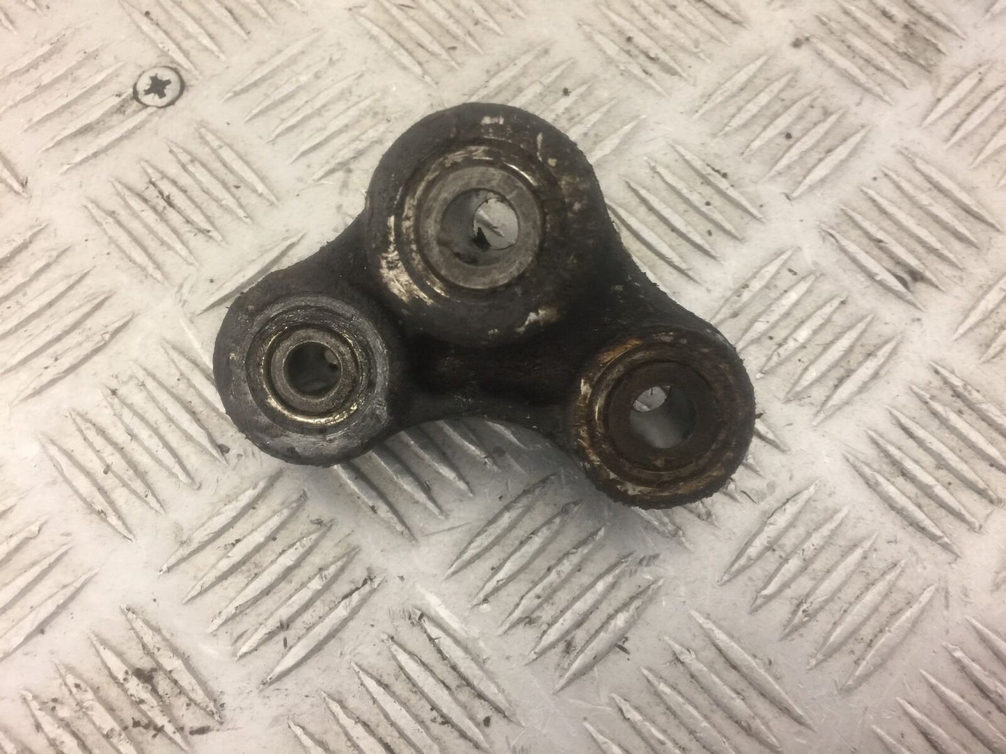 SUZUKI SV650 SV 650 REAR SHOCK LINKAGE  YEAR 1999 STOCK 417